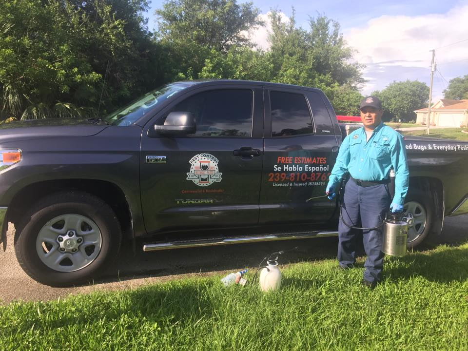 Your Days Without Pests team serving Southwest Florida